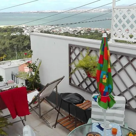 Vista Sobre O Mar E Cidade * אלמאדה