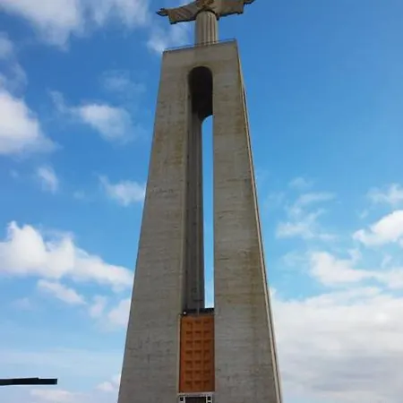 בית נופש Vista Sobre O Mar E Cidade *